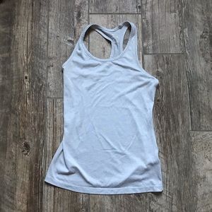 5/$25 Nike dry fit tank xs